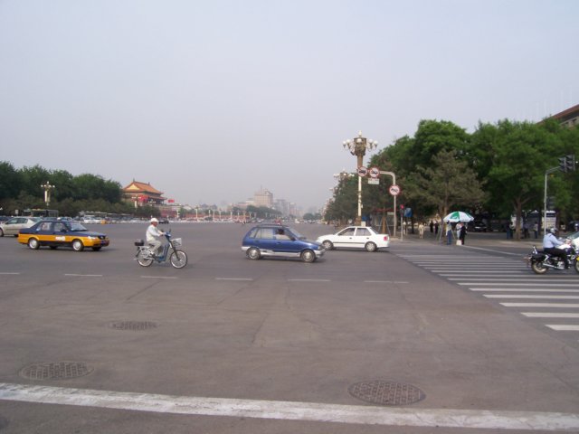 beijingmainstreet.jpg