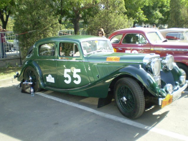 michaelandsarahosheas1948jaguar35.jpg